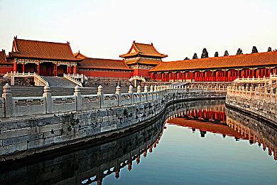 《最后生还者》发售9周年 顽皮狗总监发布贺图